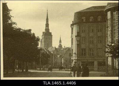 Vaade Karja tänavale Niguliste kirikuga.  duplicate photo