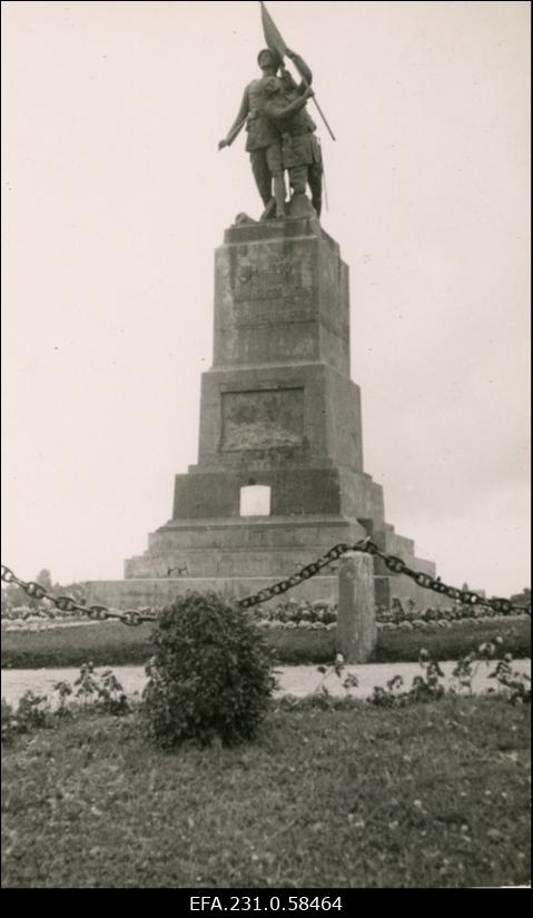 1918.-1920.a. Vabadussõjas langenute mälestussammas Rakveres.