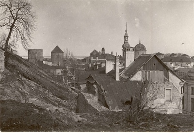 Ruins of the Toompea Castle between the Pika foot and the Nunnagate.  similar photo