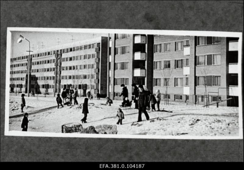 Vaade Tiimani tänavale Narvas.