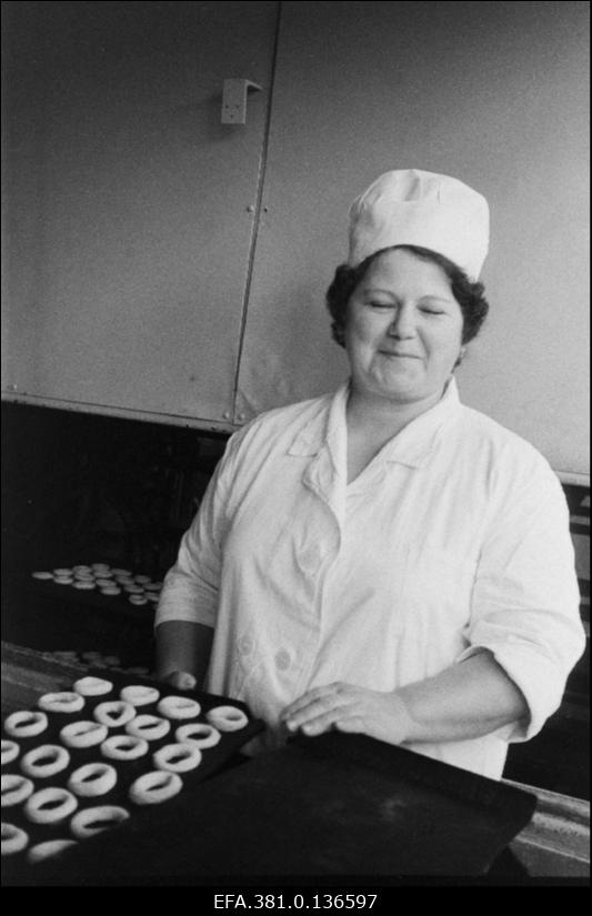 Narva Leivakombinaadi pagar Zoja Terjohhina.