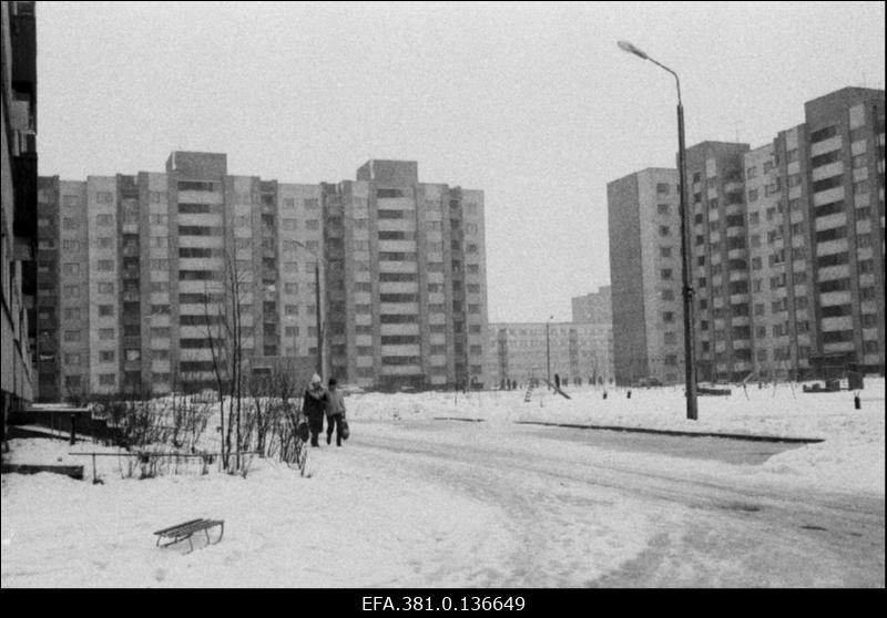 Vaade elamutele Narvas.