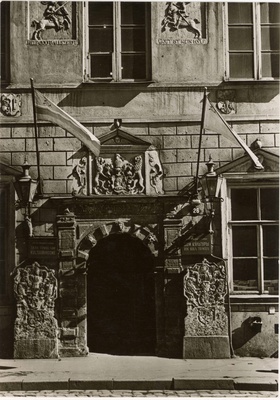 Long tn 26, fragment of the facade of the Blackpeade Brotherhood building. Portal with ethical stones  duplicate photo