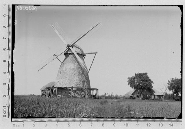 Uue - Suislepa mõisa tuulik, mõisa juures, Tarvastu khk