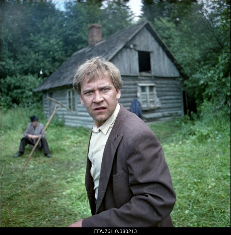 Stseen filmist "Metskannikesed". Reinu rollis Tõnu Kark