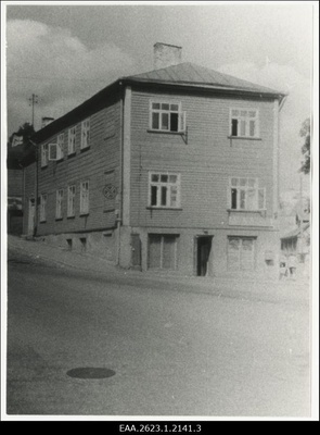 Elumaja Tartus Jakobi (V. Kingissepa) ja Tähtvere tn nurgal  similar photo