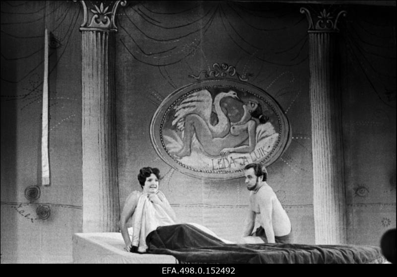 Stseen J. Offenbachi operetist Ilus Helena RAT Vanemuises.