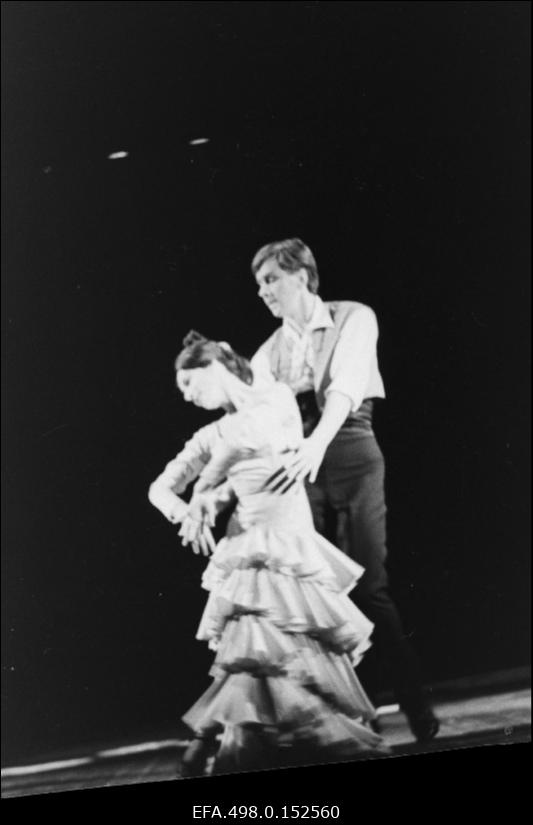 Stseen M. Raveli muusikale loodud balletist Hispaania rapsoodia RAT Vanemuises Naine - Regina Tõsko ja Mees - Ülo Vilimaa.