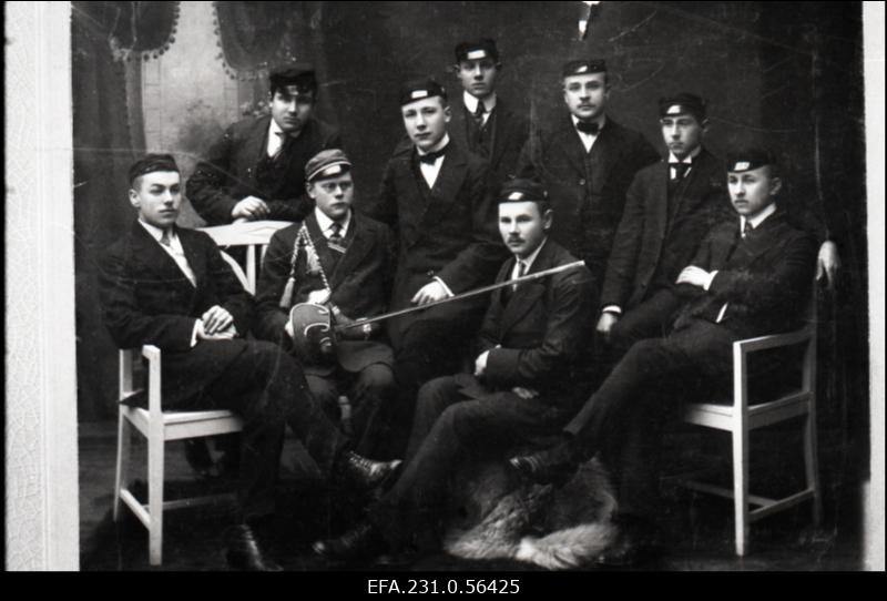 Korporatsiooni „Fraternitas Estica“  coetus II semestril 1912. aastal.