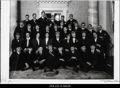 Korporatsiooni „Limuvia“ liikmeid 27. mail 1927. aastal.  duplicate photo