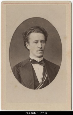 Korporatsiooni "Livonia" liige Paul Faber, portreefoto  duplicate photo