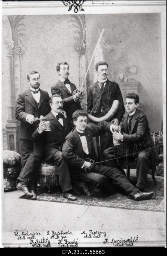 Korporatsiooni „Limuvia“ liikmeid 1899. aastal.