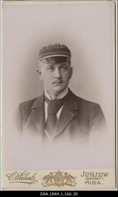 Korporatsiooni "Estonia" liige parun Friedrich Maydell, portreefoto  duplicate photo