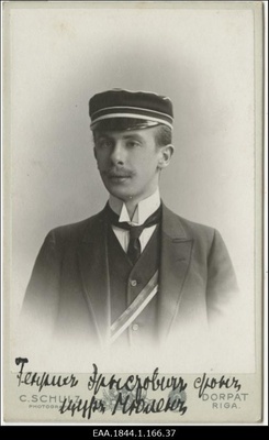 Korporatsiooni "Livonia" liige Heinrich (Harry) von zur Mühlen, portreefoto  duplicate photo