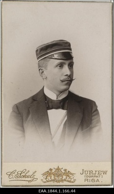 Korporatsiooni "Livonia" liige Hermann Girgensohn, portreefoto  duplicate photo