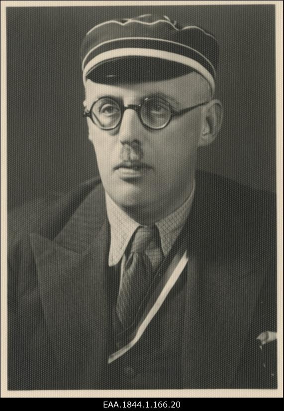 Korporatsiooni "Livonia" liige Hermann von Berg, portreefoto