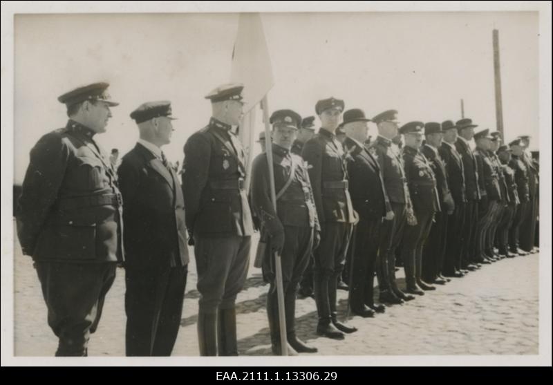Vabadusristi kavaleride ja sõjainvaliidide päeva tähistamine Tartus 21.05.1936, rivistus Söögiturul