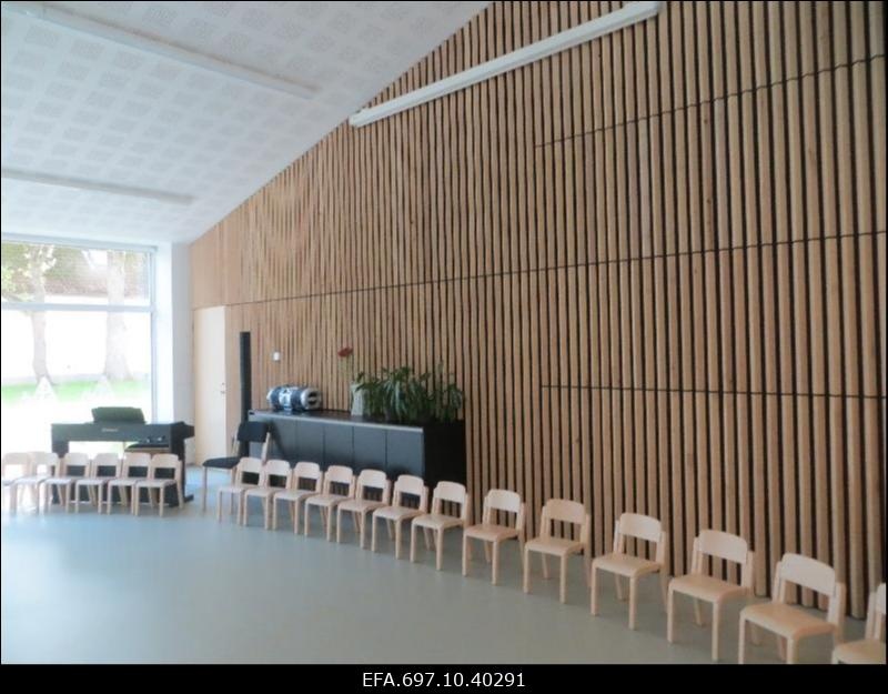 Kuressaare Pargi lasteaed. Sisevaade. Saal.