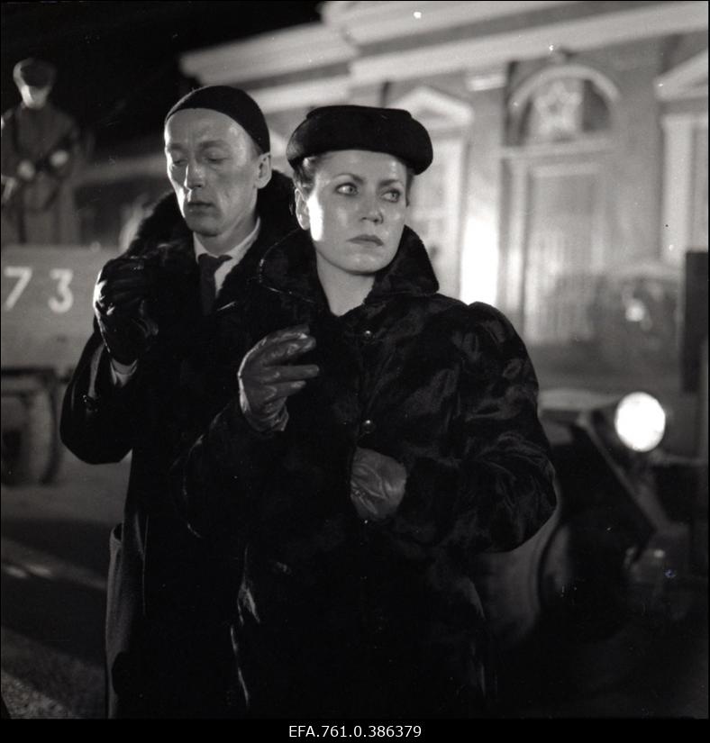 Filmi "Äratus" filmimine. Maria Klenskaja Linnanaise osas. Sulev Luik Linnamehe osas.