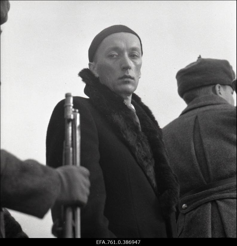 Filmi "Äratus" filmimine. Sulev Luik Linnamehe osas.