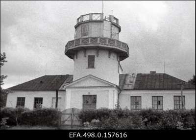 W. Struwe nim. Tartu Astrofüüsika observatooriumi vana tähetorn Toomemäel.  similar photo