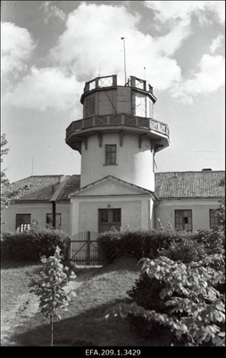 Tähetorn.  similar photo