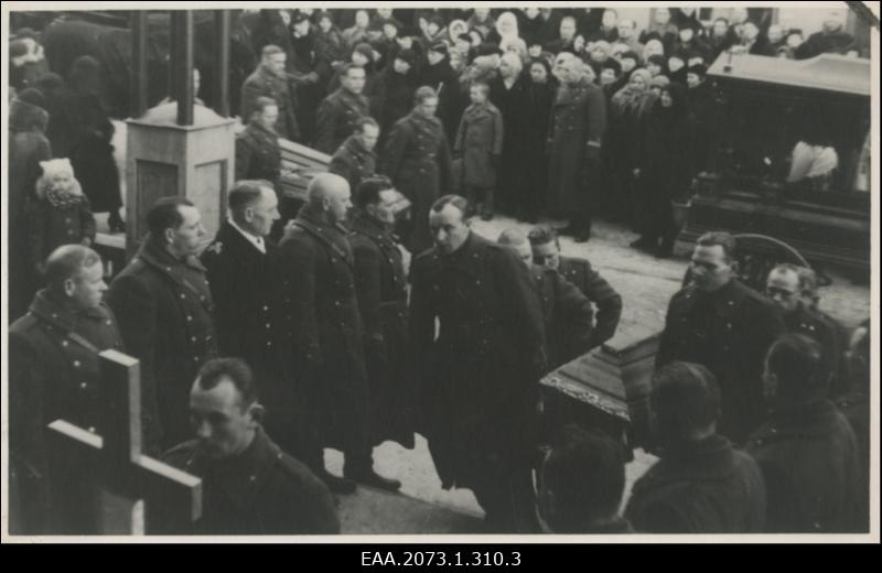 Veebruaris 1938 Peipsi järvel piirokonfliktis tapetud piirivalvurite Voldemar Kaio ja Artur Pungase matus Tartus 16.02.1938