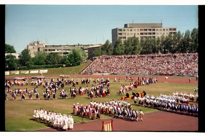 XV üldtantsupidu Tallinnas Kalevi staadionil  similar photo