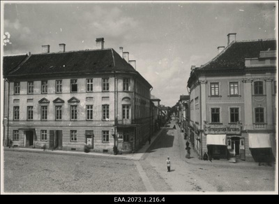 Tartu Raekoja plats (Suurturg) ja Rüütli tänav  similar photo