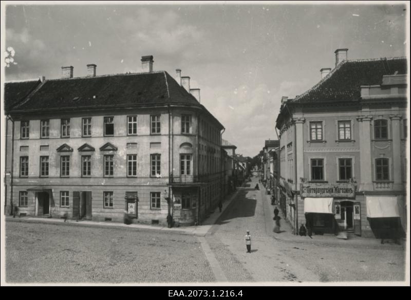 Tartu Raekoja plats (Suurturg) ja Rüütli tänav