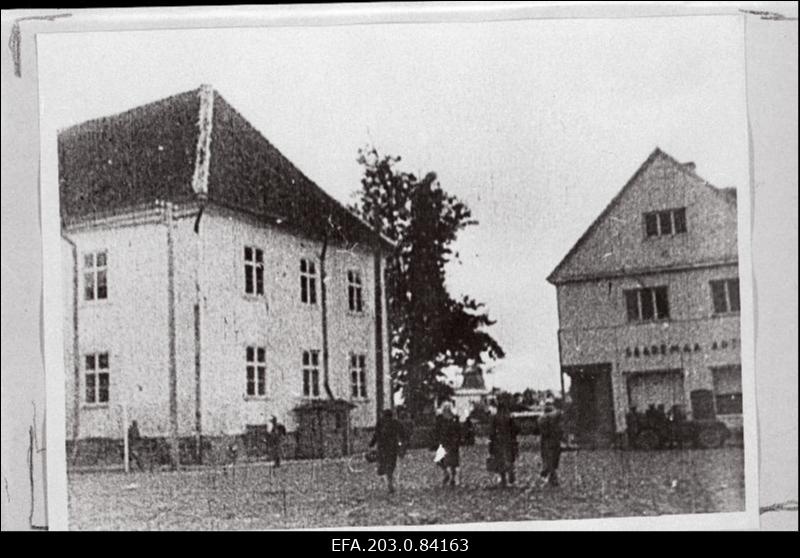 Saksa fašistlikest okupantidest vabastatud Kuressaare.