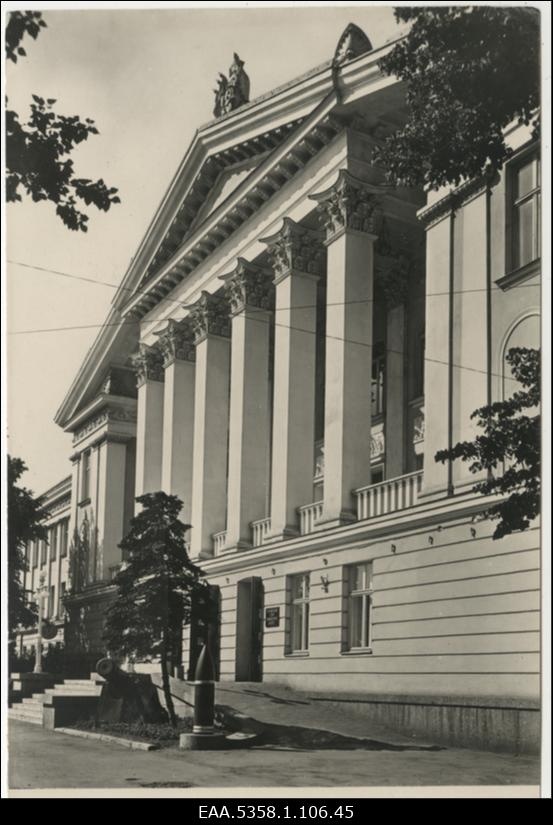 Ohvitseride maja
