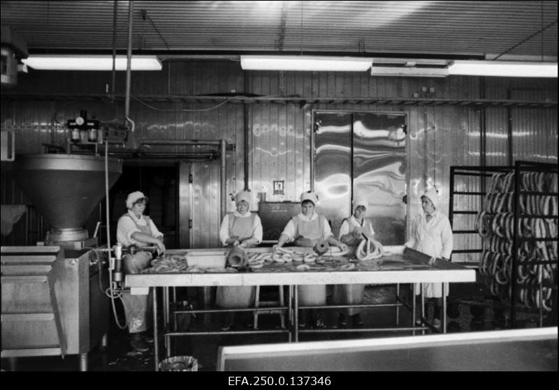 Vaade Saaremaa Liha- ja Piimatootmiskoondise vorstitsehhi.