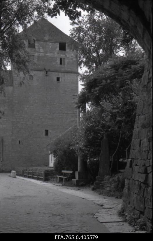 Vaade Kuressaare lossile.