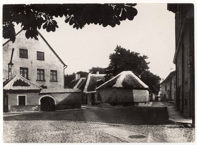 Toompea. View of the Cross of the Court of Peace, Toom-Rüütel and Church Street in no  duplicate photo