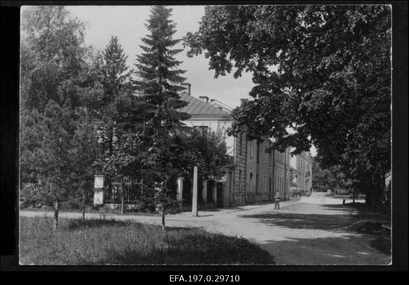 Kliinikud Toomel.