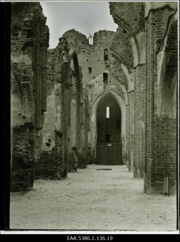 Tartu Toomkiriku põhjalööv, vaade idast
