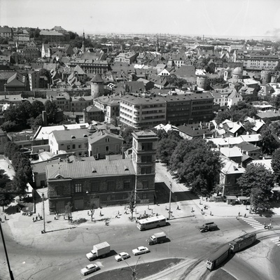 Tallinna vaated valmiva Viru Hotelli katuselt, vaade tuletõrjemajale ja vanalinnale  similar photo