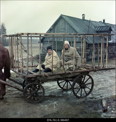 Filmi "Äratus" filmimine. Kaljo Kiisk Mõistuse Jaani osas. Mati Klooren Richardi Sassi osas.  similar photo