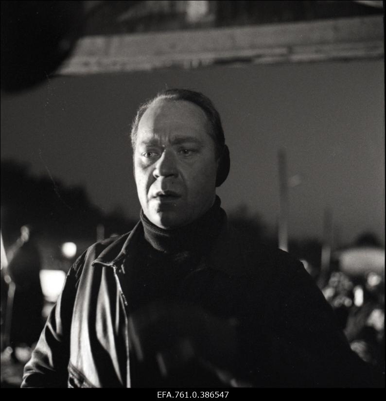 Filmi "Äratus" filmimine. Tõnu Kark Voldemar Rassi osas.