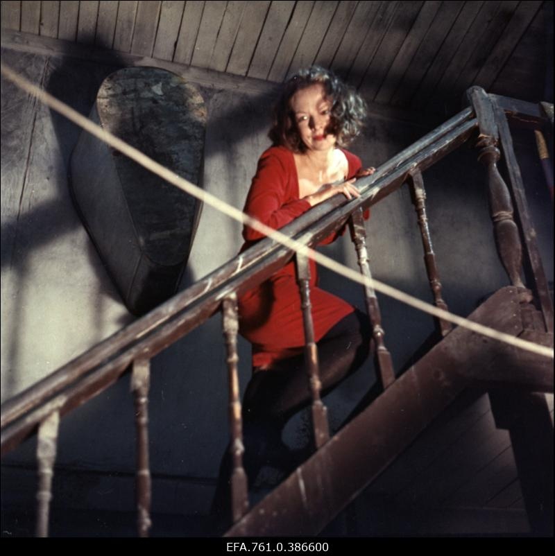 Filmi "Äratus" filmimine. Ülle Kaljuste Saareaugu Aliide osas.