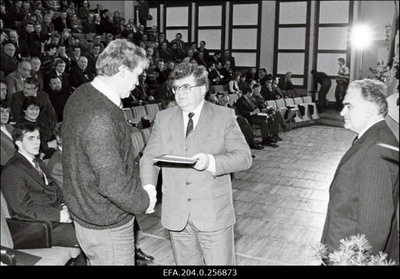 Põllumajandustöötajate nõupidamisel Haljalas. Alustamine.  similar photo