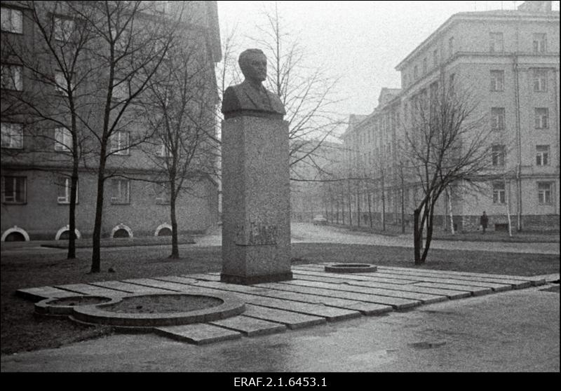 Jaan Anvelti ausammas Tallinnas