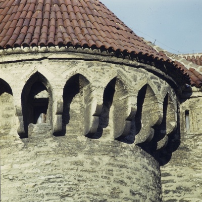 Tallinn. Suurtükitorn Paks Margareeta ja Suur Rannavärav.  similar photo