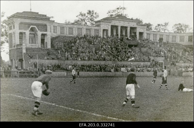 Rootsi Arsta ja Tallinna Sport klubidevaheline jalgpallimatš Kadrioru staadionil.