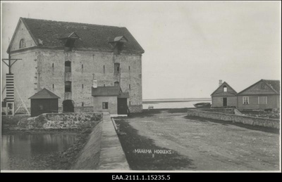 Haapsalu uus sadam  similar photo