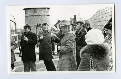 Suurtükitorni Paks Margareeta rekonstrueerimine meremuuseumiks. Sarikapeost osavõtjad.  similar photo