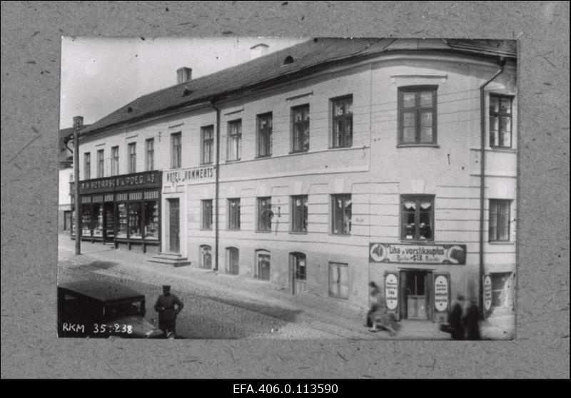 Vaade Riia ja Tähe tänava nurgale (hooned hävisid aug. 1944.)