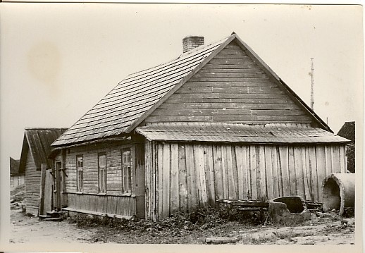 foto, maja Paides Järvekülgi tänaval 1957.a.