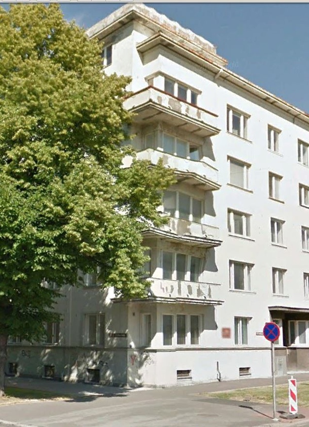 Korterelamu Tallinnas Kreutzwaldi 16, vaade hoonele. Arhitekt Elmar Lohk rephoto